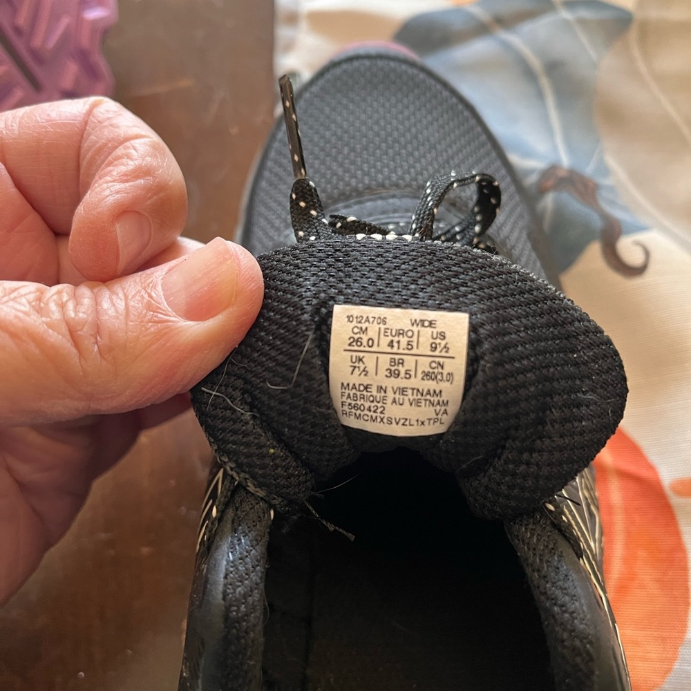 ASICS Gel-Venture Women's Shoes - Black and Gray - Picture 5 of 6